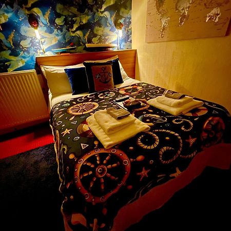 Gabrielles Bed & Breakfast Blackpool Bagian luar foto