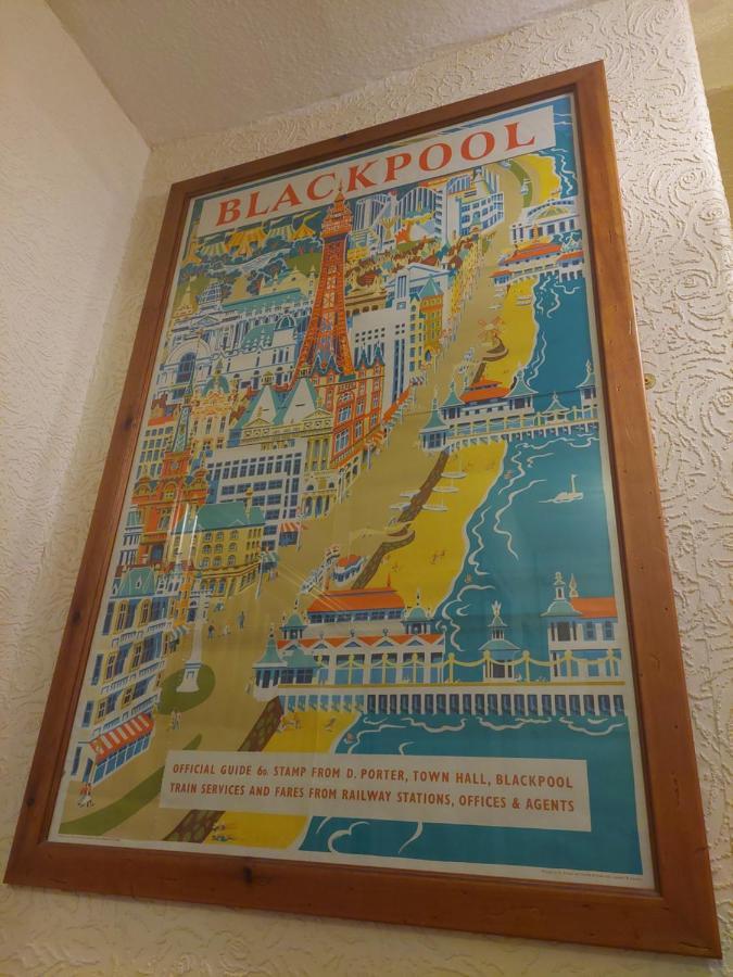 Gabrielles Bed & Breakfast Blackpool Bagian luar foto