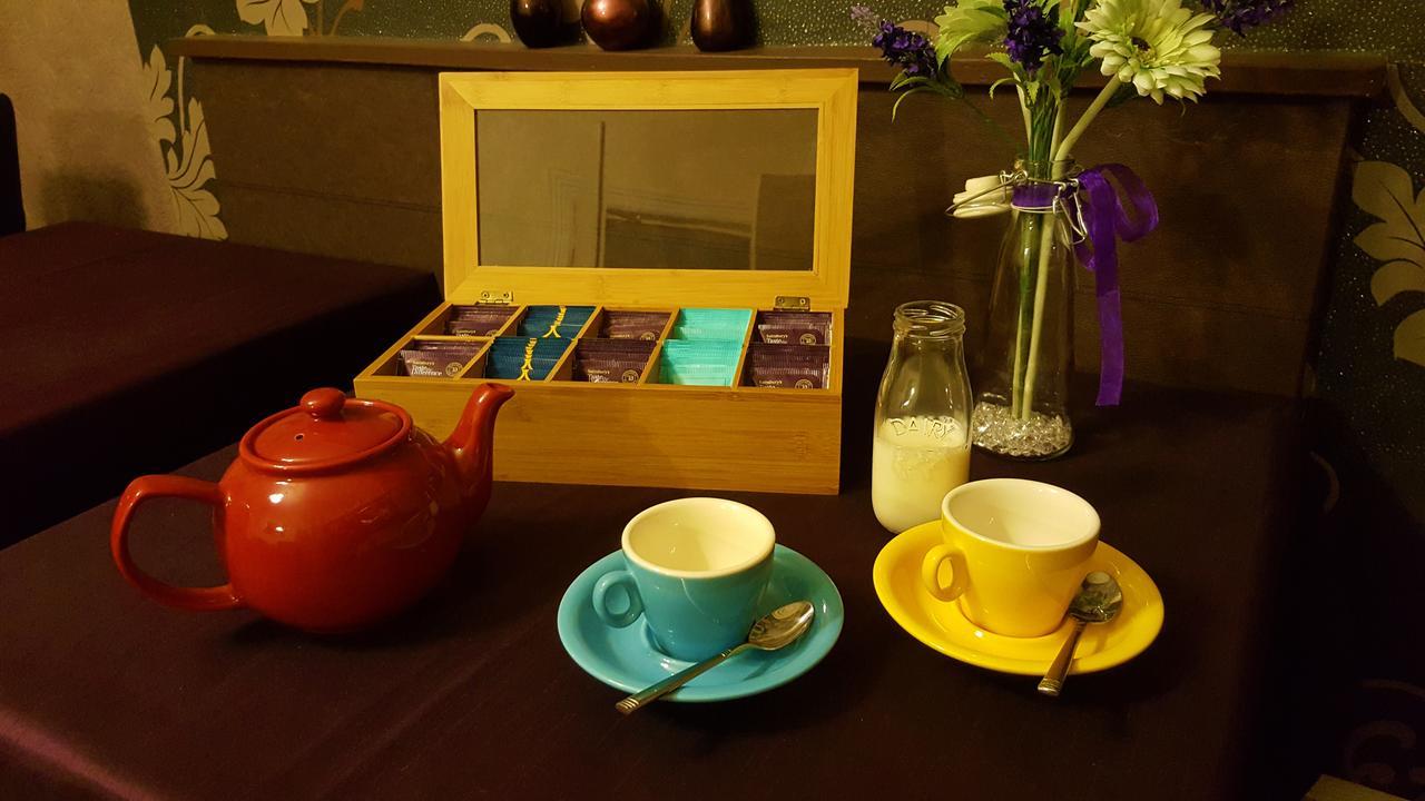 Gabrielles Bed & Breakfast Blackpool Bagian luar foto